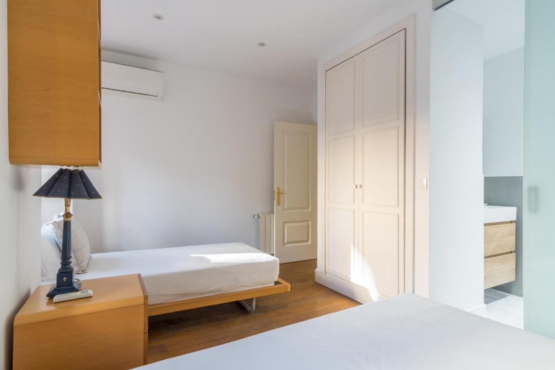 Santa Isabel 1 Apartment มาดริด ภายนอก รูปภาพ